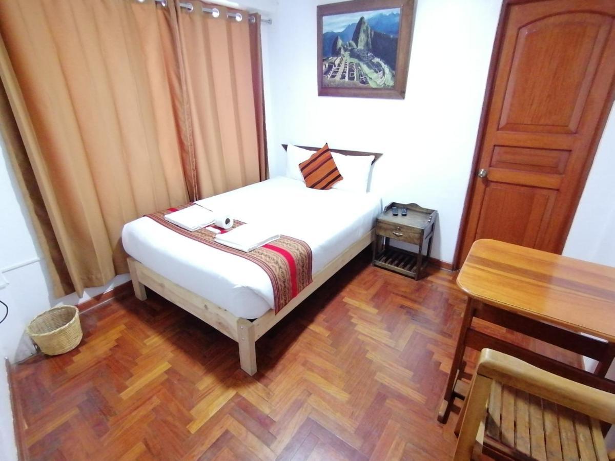 Quarto Individual Econômico