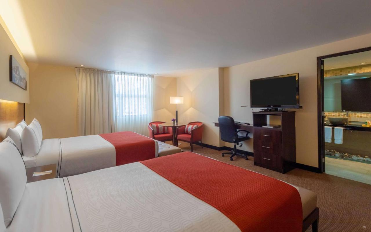 Executive Twin Room with Two Double Beds