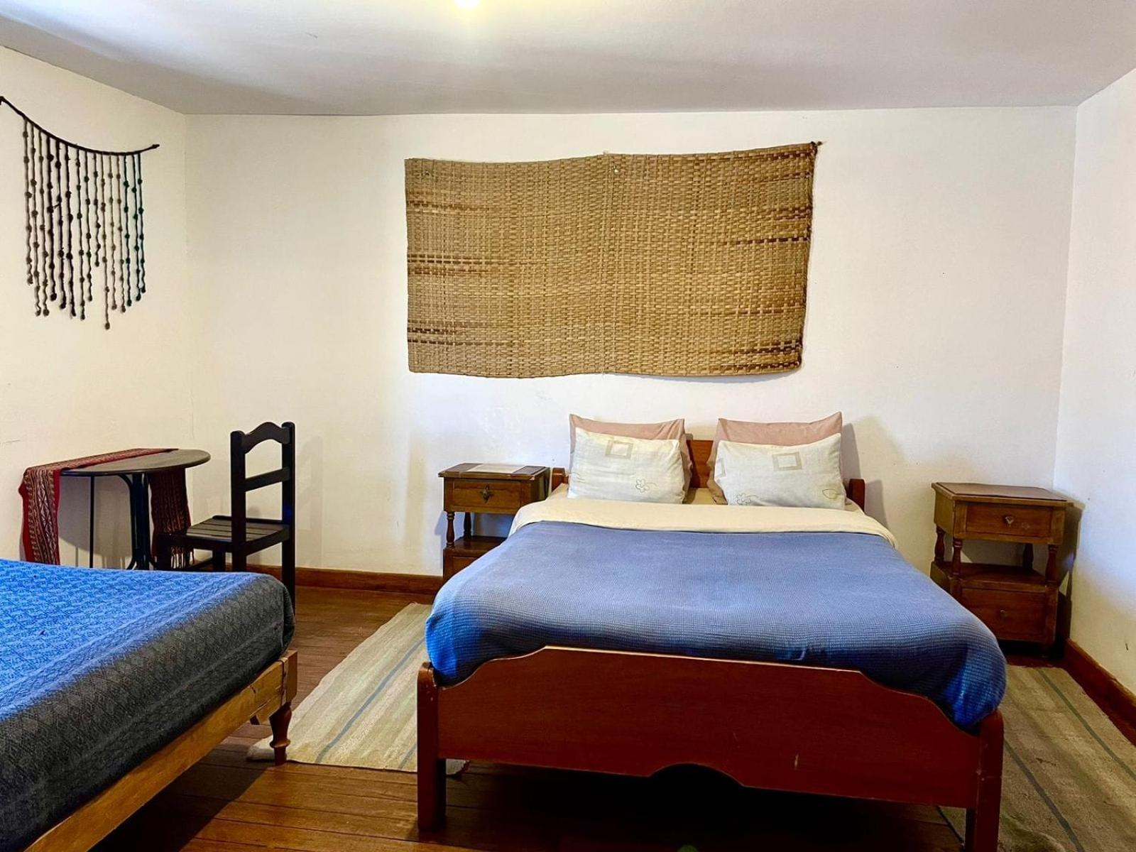Chambre Double avec Salle de Bains Commune