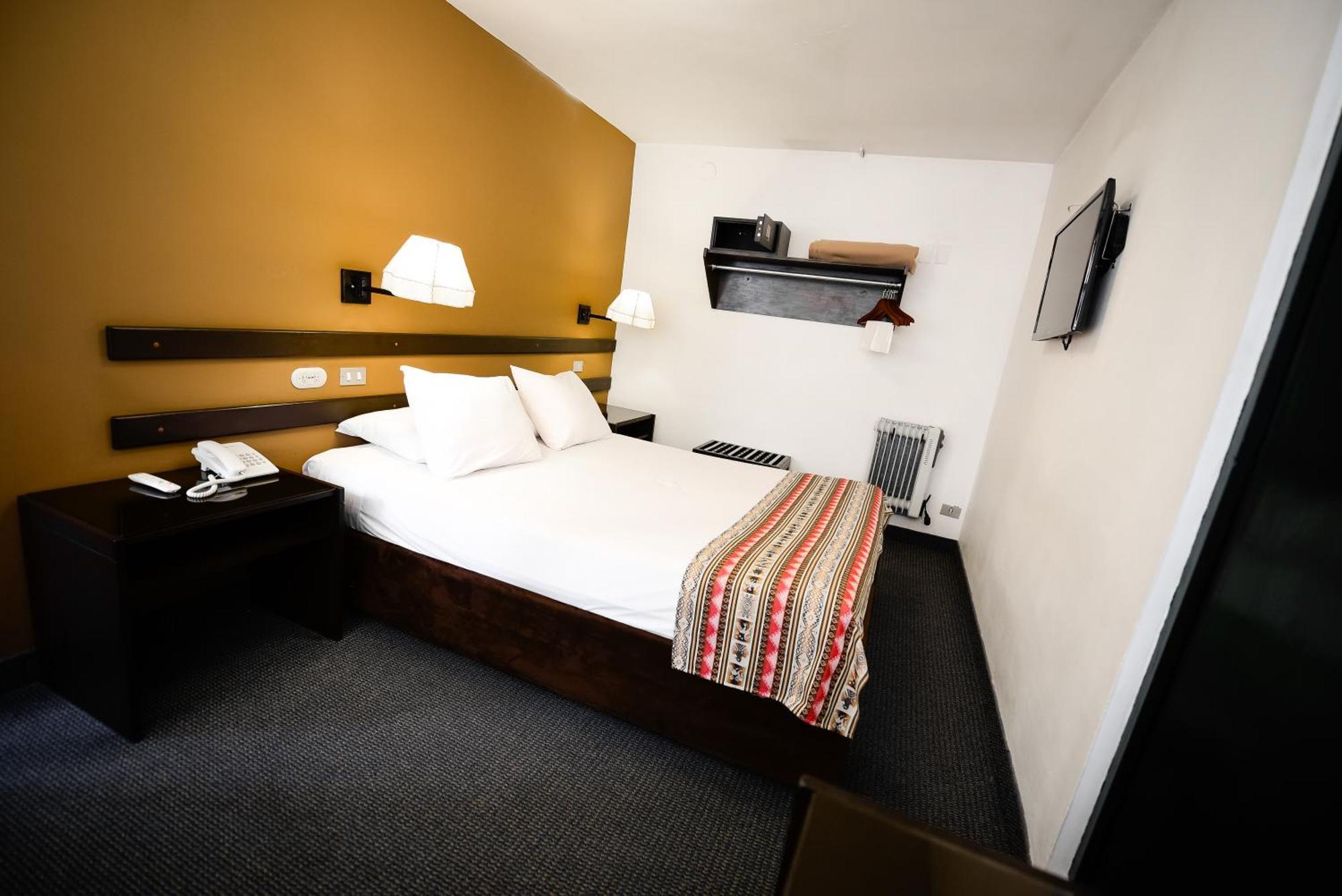 Single Room