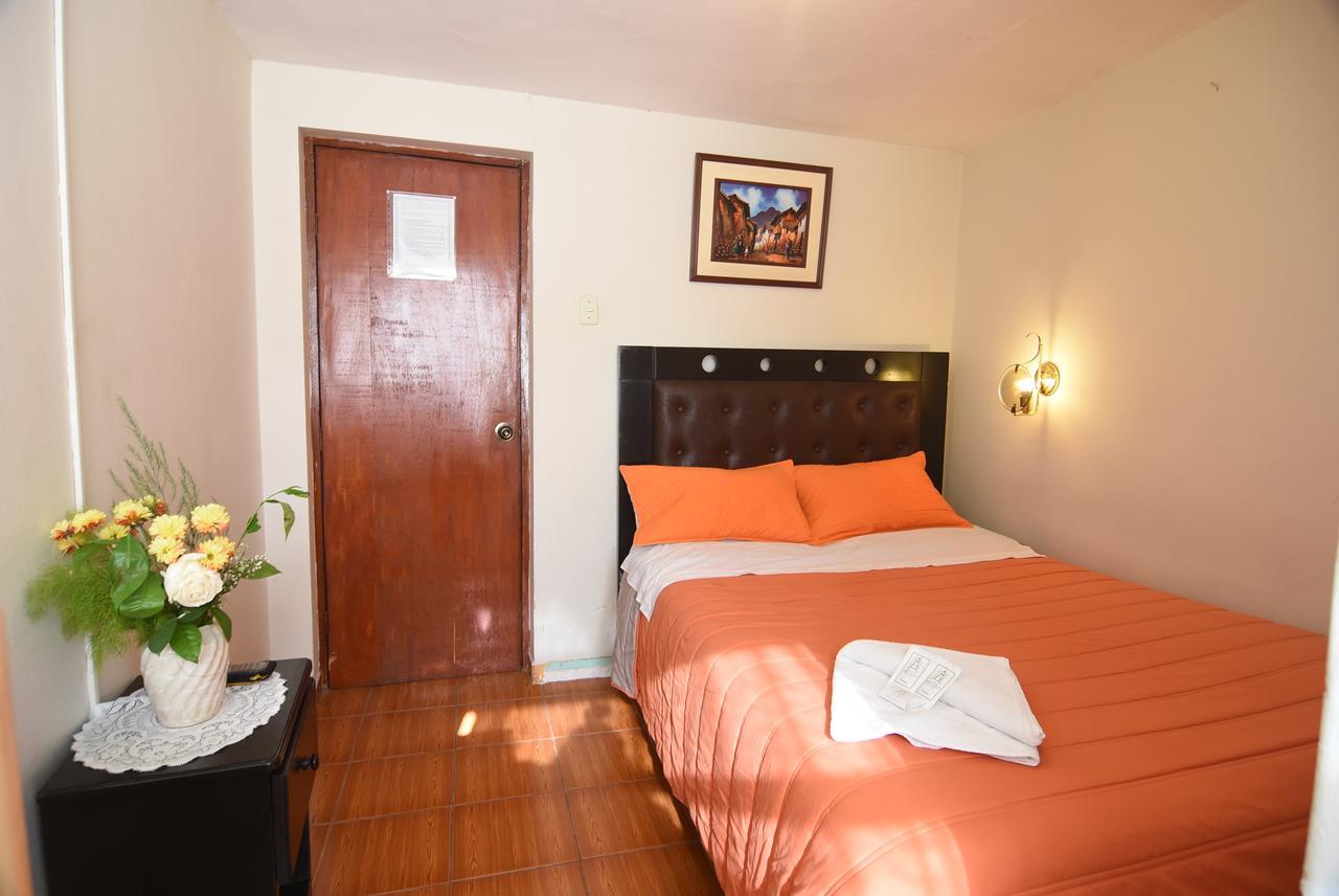 Large Single Room,736387576:JPEG