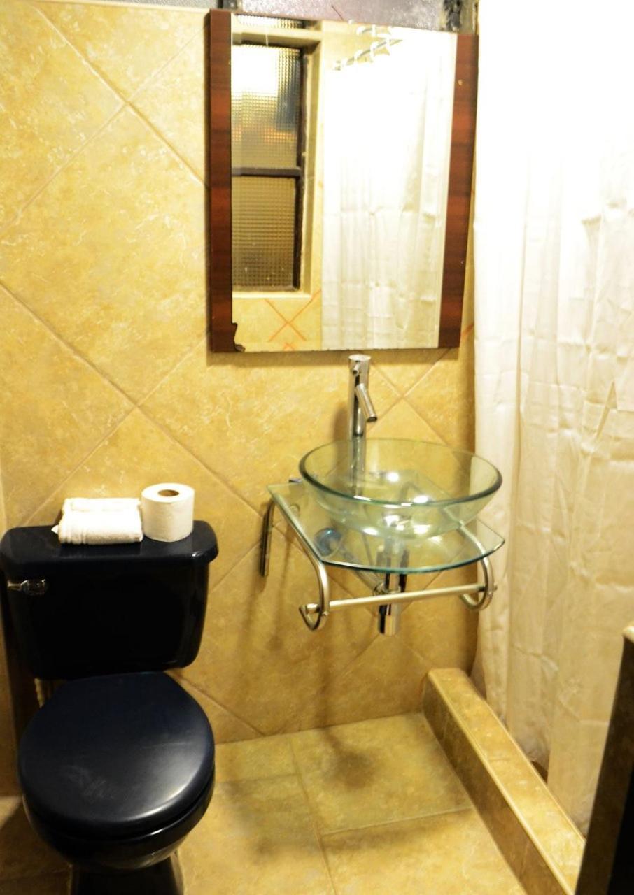 Twin Room with Private Bathroom