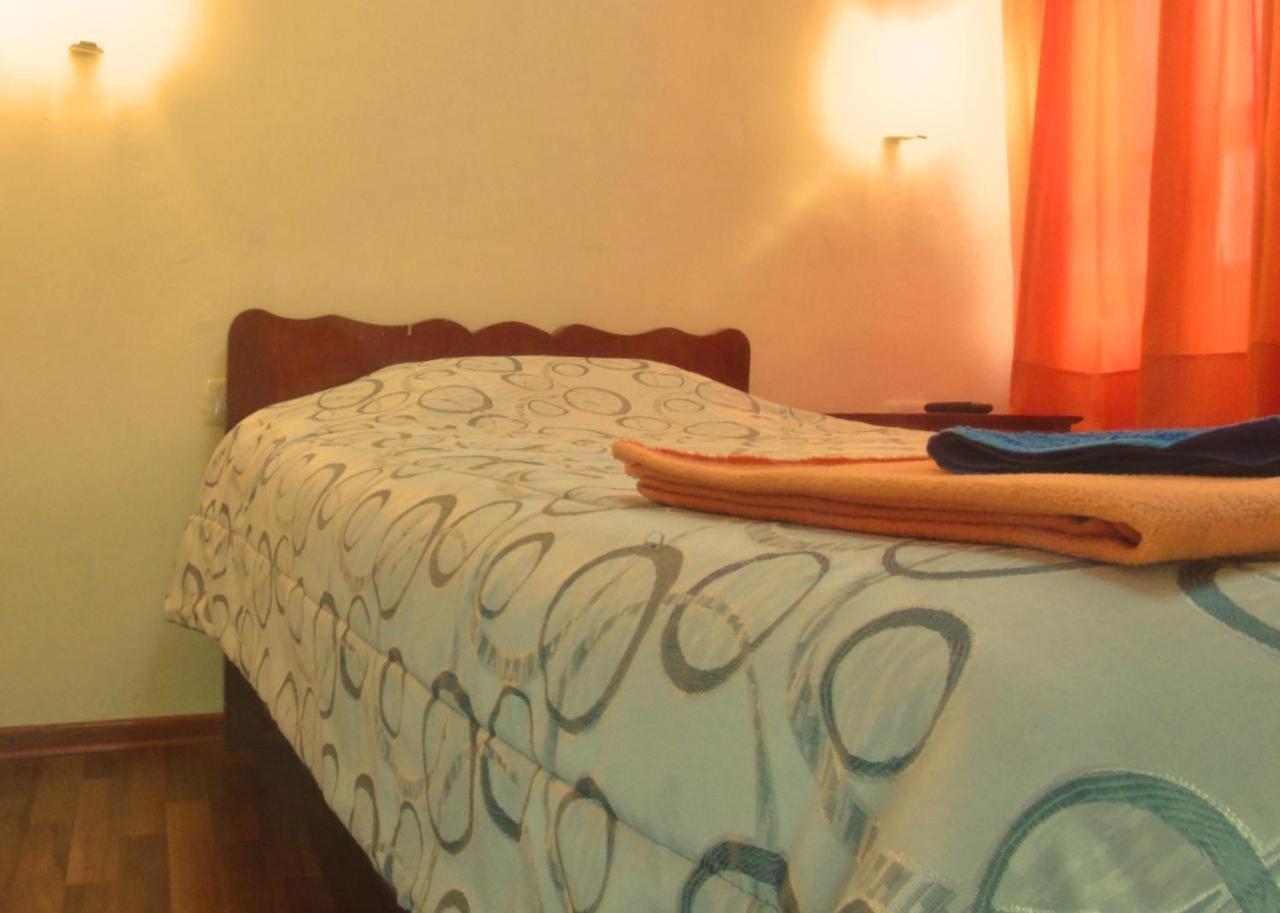 Quarto Individual com Banheiro Privativo