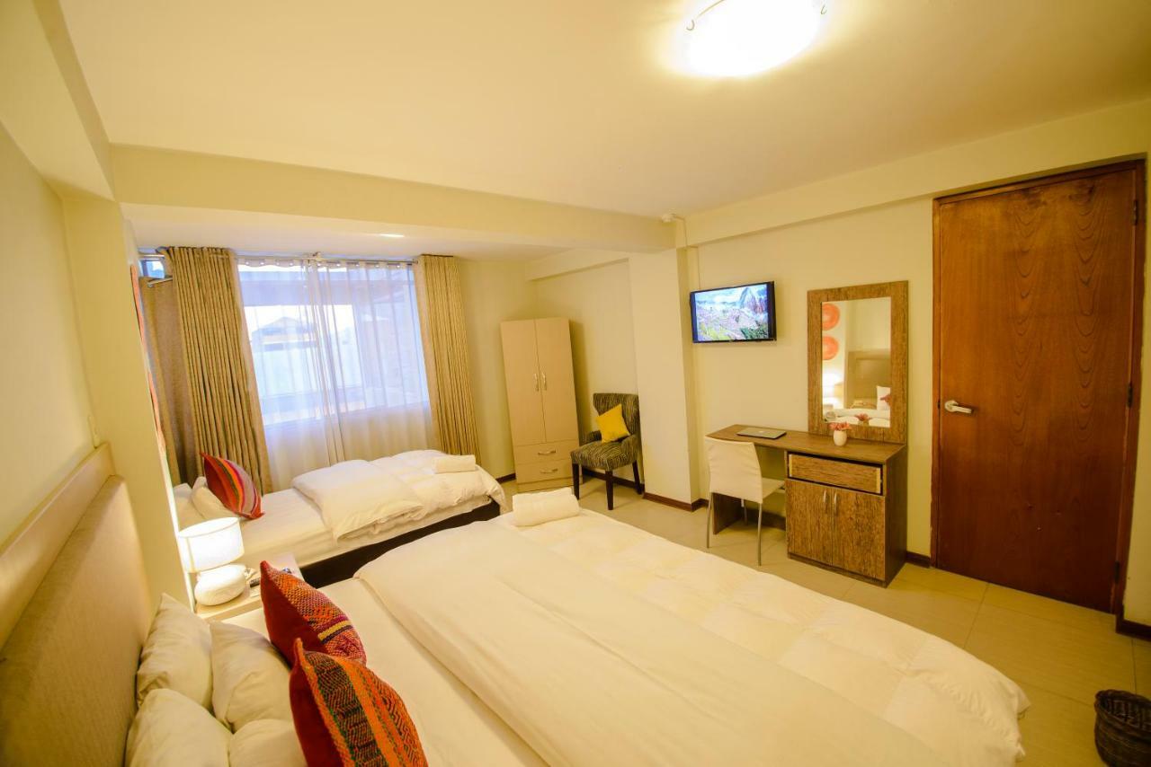 Deluxe Family Room