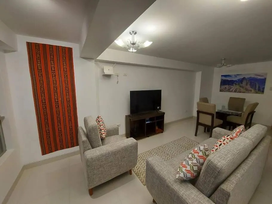 Hugo/ Aparments / Cusco-1