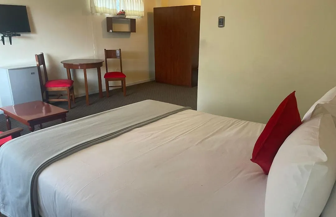 Hotel Cienciano-1