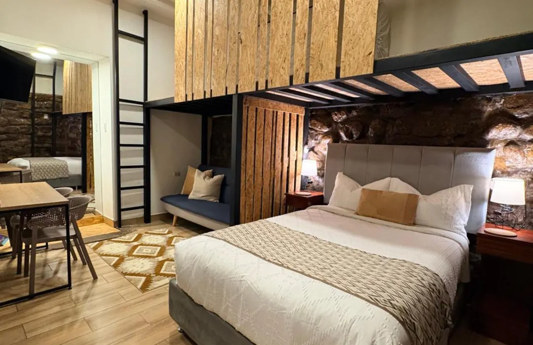 Blacky Hostel&Apartments-1