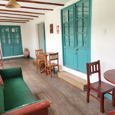 Hugos House-2