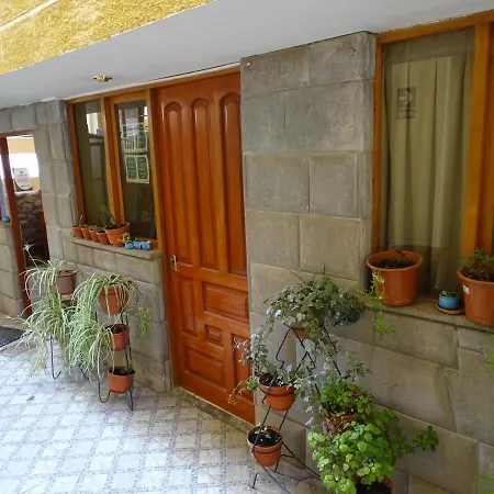 Hostal Samani-3