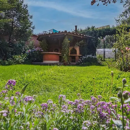 Hermosa Casa Entera Con Jardines Y Horno De Barro-2