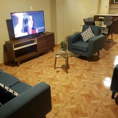 Hospedaje Uvima Iii, A 5 Minutos Del Aeropuerto-2