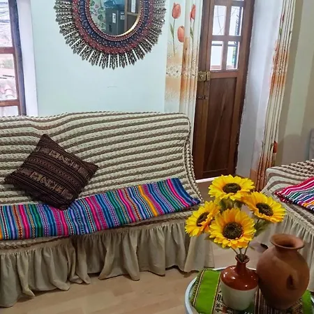 Nice View. Mini Departamento En San Blas Con Balcones-2