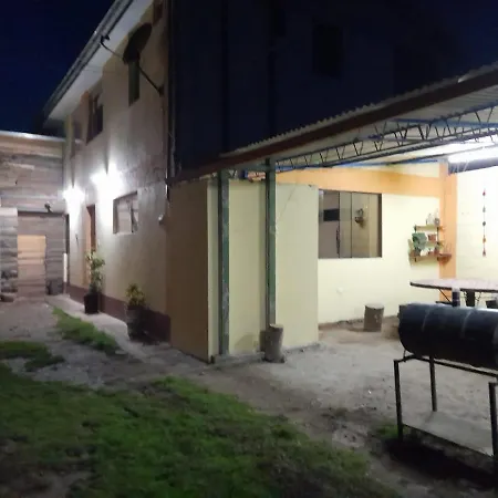 Gasthaus Casa Huaypo-2