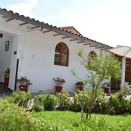 Hotel Limacpampa-2