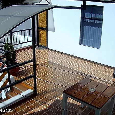 Apartamento Independiente Madonna-3