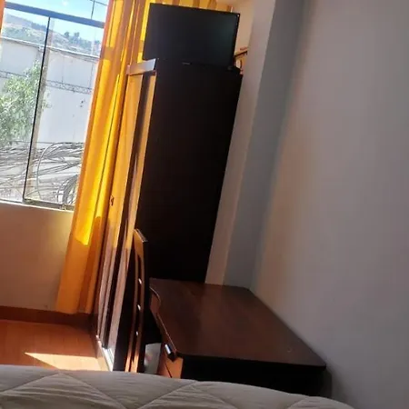 A Un Minuto Del Aeropuerto Sientase Como En Casa-2