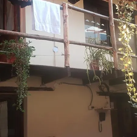 Kukuli Castillo Inka Hospedaje-2