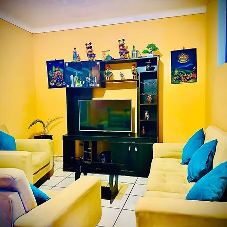 House Explorer-2