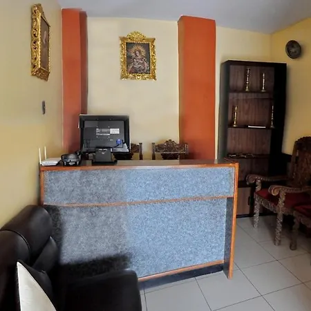 Hostal Will House-3