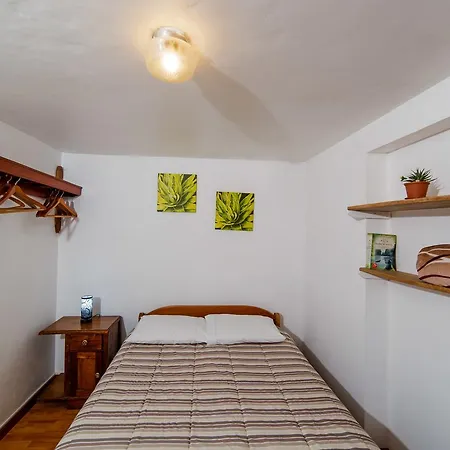 Apartment & Rooms Cusco-3