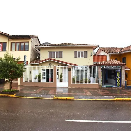 Hostal Danna Inn-3