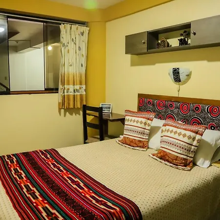 Hostal Dreams House-2