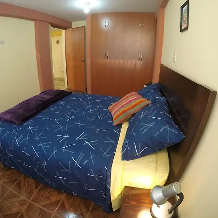 Cozy And Centric Apartment In Great Location!-2